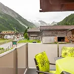 Haus Alpenheim 3 아파트 *