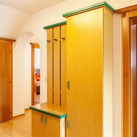 Haus Alpenheim 3 公寓