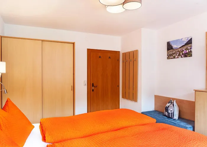 Haus Alpenheim 3 *