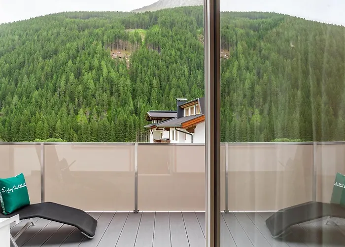 Haus Alpenheim 3 *